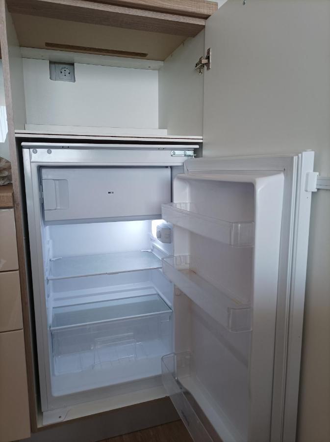 Apartman Periska Vir Buitenkant foto